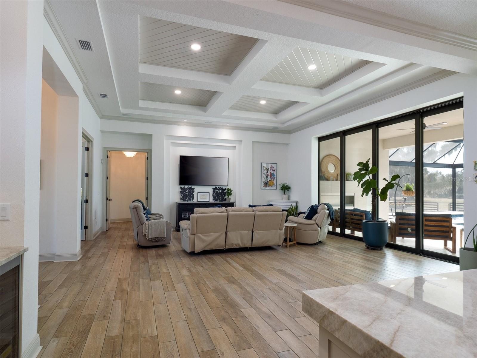 VIA PARADISUS - Residential