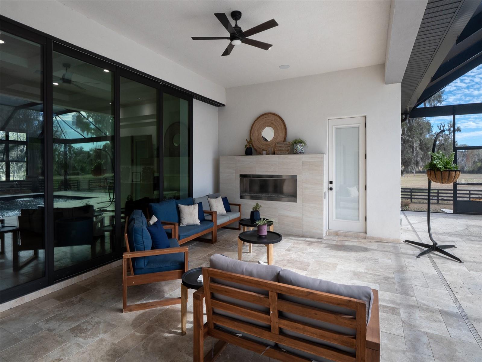 VIA PARADISUS - Residential