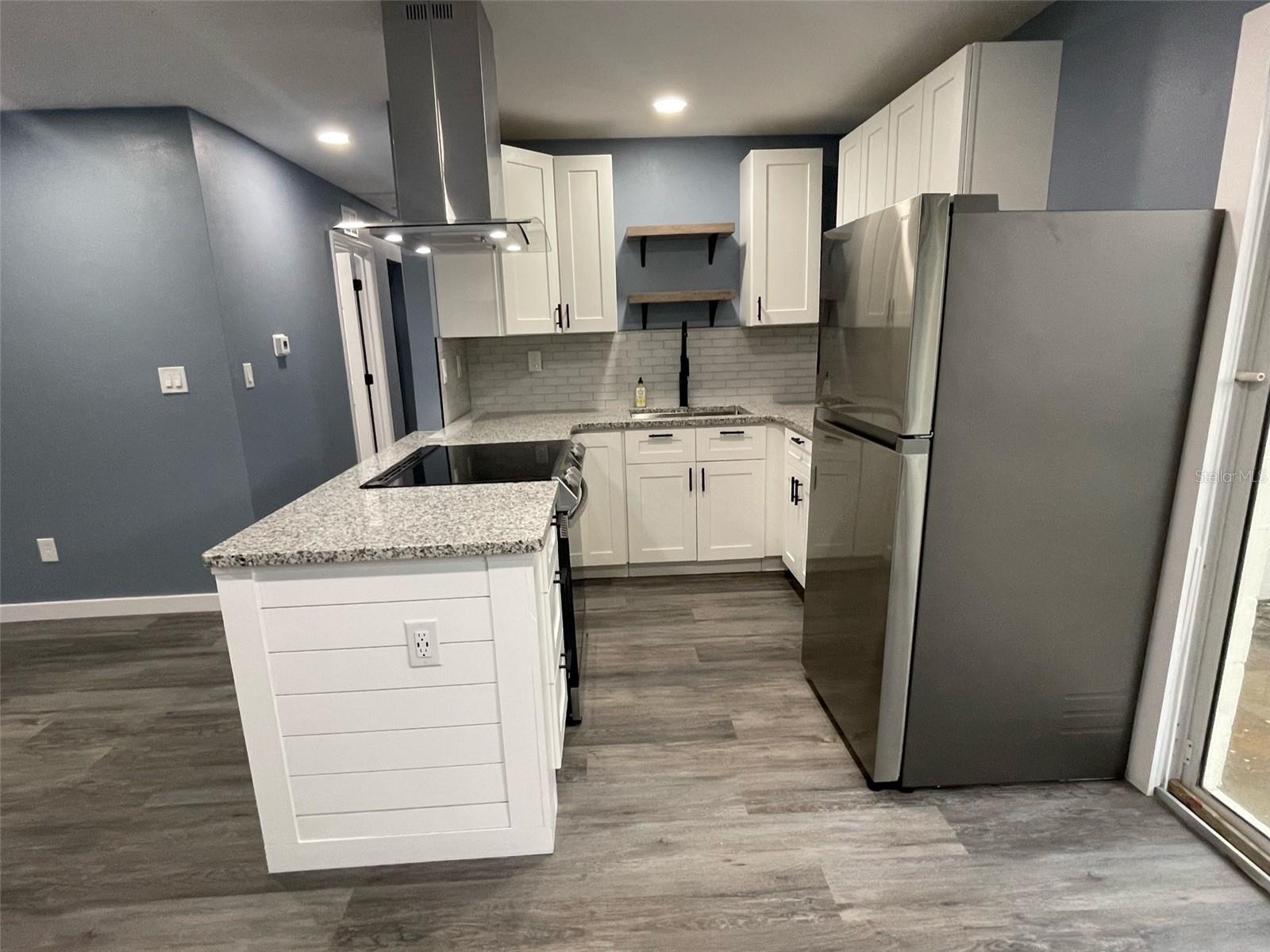 RICHMOND HEIGHTS - Residential