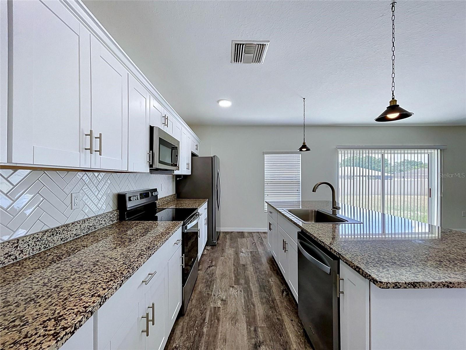 PINNACLE POINT - Residential