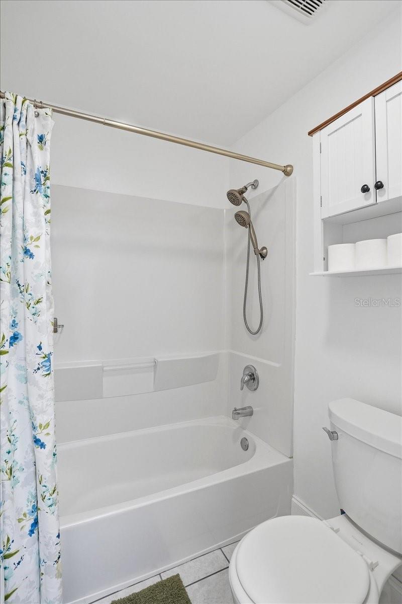 EDGEWATER VILLAGE - Residential