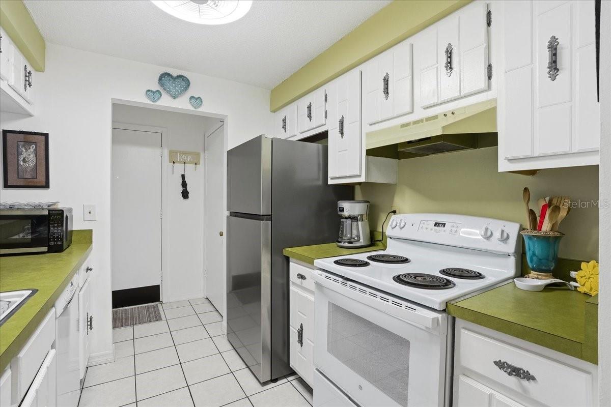 EDGEWATER VILLAGE - Residential