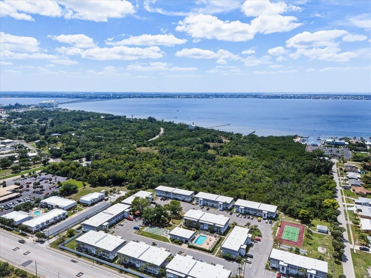 EDGEWATER VILLAGE - Residential