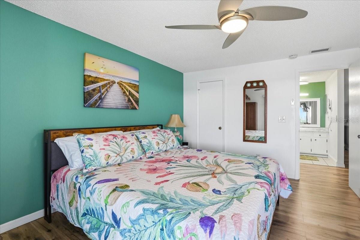 EDGEWATER VILLAGE - Residential