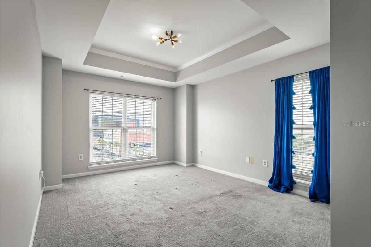 PLAZA CONDO AT BERKMAN - Residential