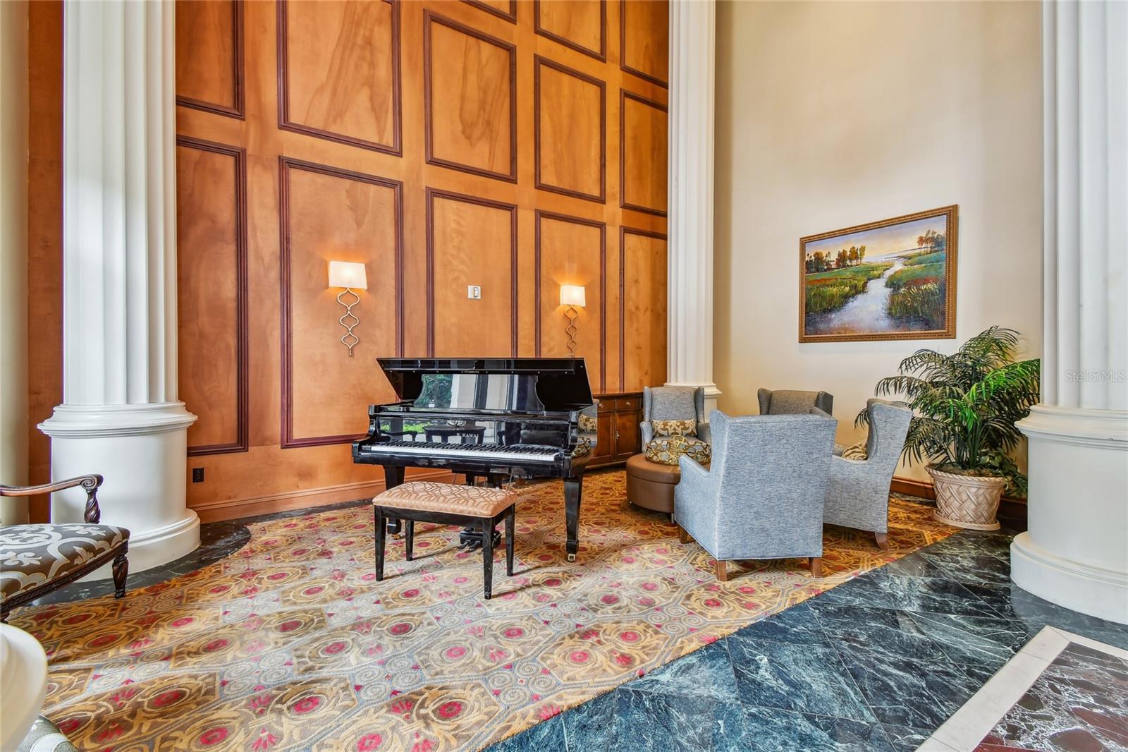 PLAZA CONDO AT BERKMAN - Residential