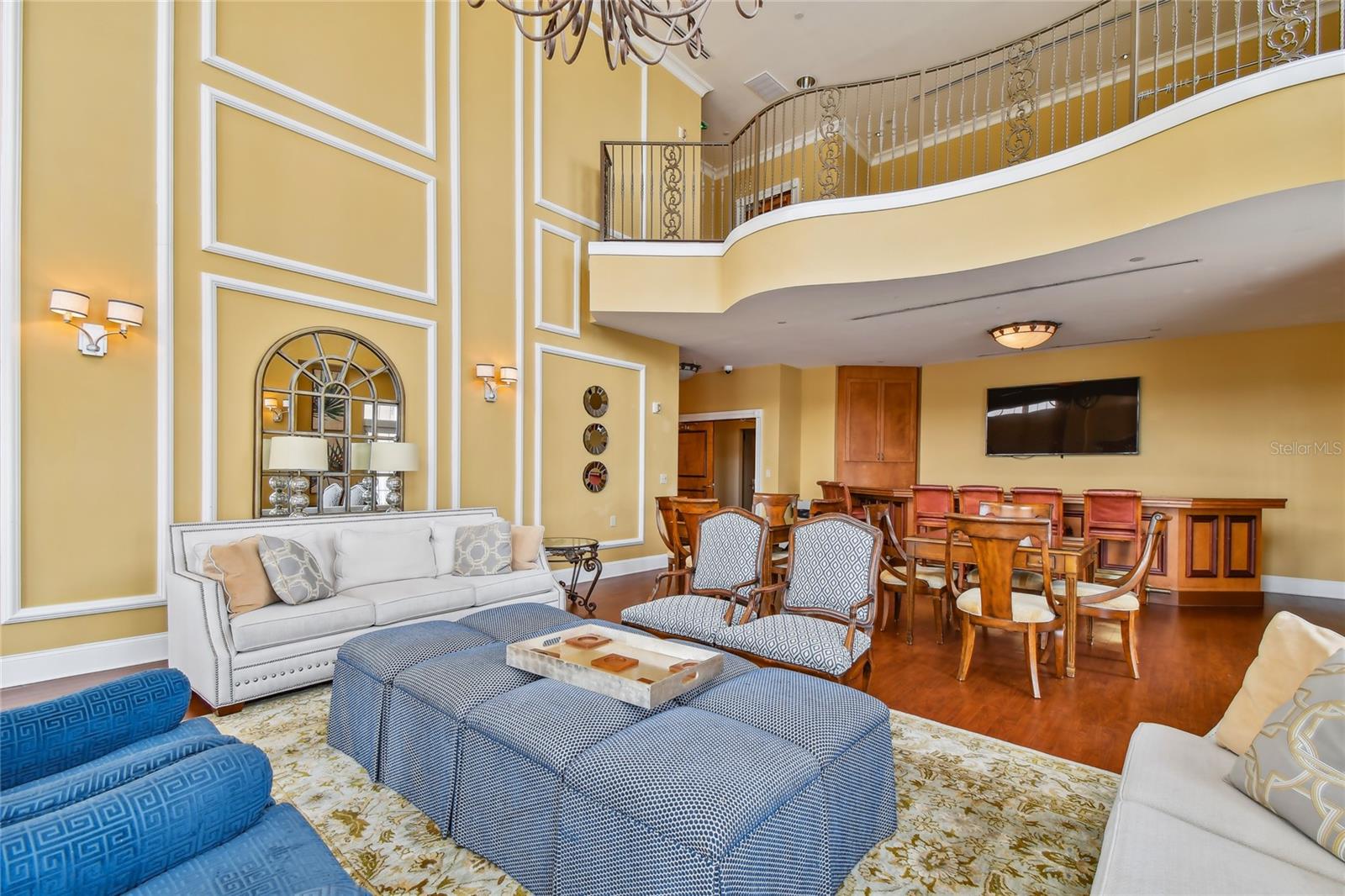 PLAZA CONDO AT BERKMAN - Residential