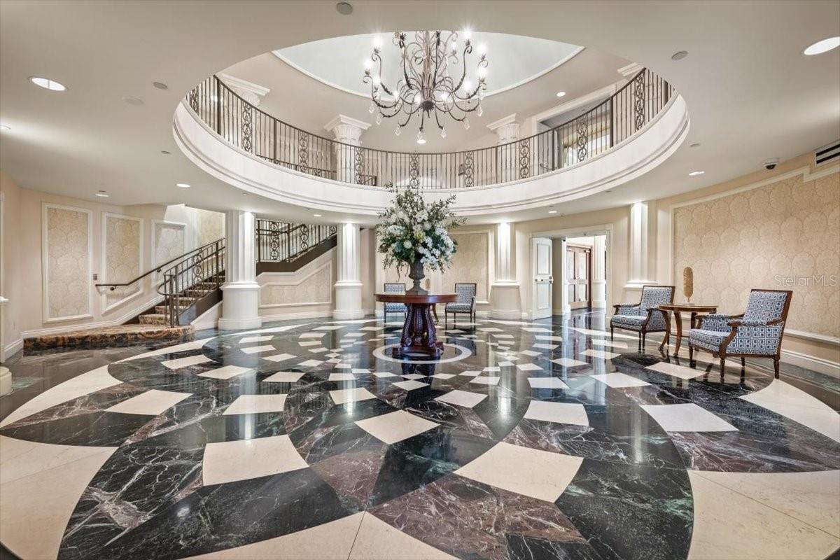 PLAZA CONDO AT BERKMAN - Residential