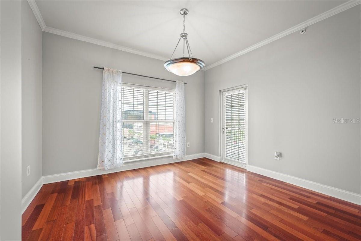 PLAZA CONDO AT BERKMAN - Residential