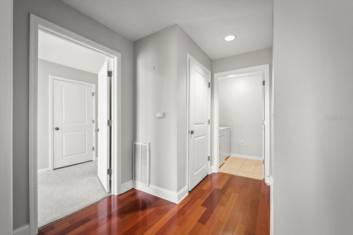 PLAZA CONDO AT BERKMAN - Residential