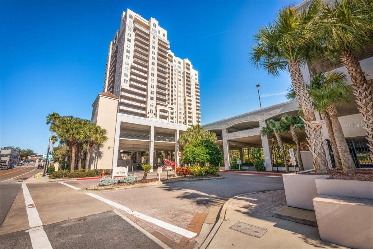 PLAZA CONDO AT BERKMAN - Residential