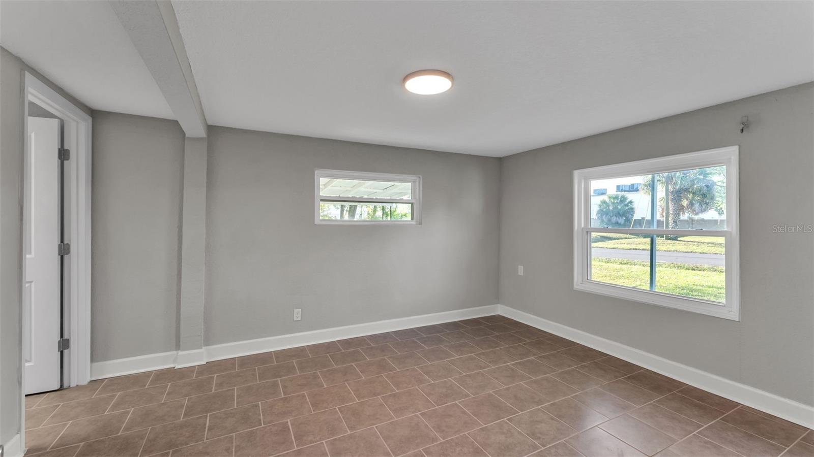 KEW GARDENS SUB - Residential