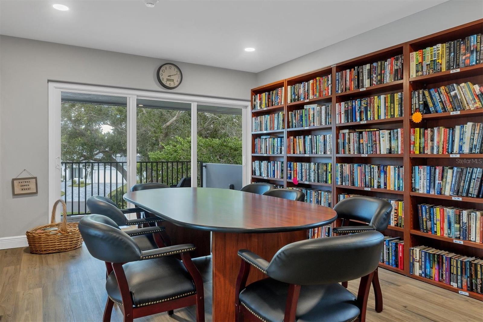 SOUTHBAY YACHT & RACQUET CLUB - Residential