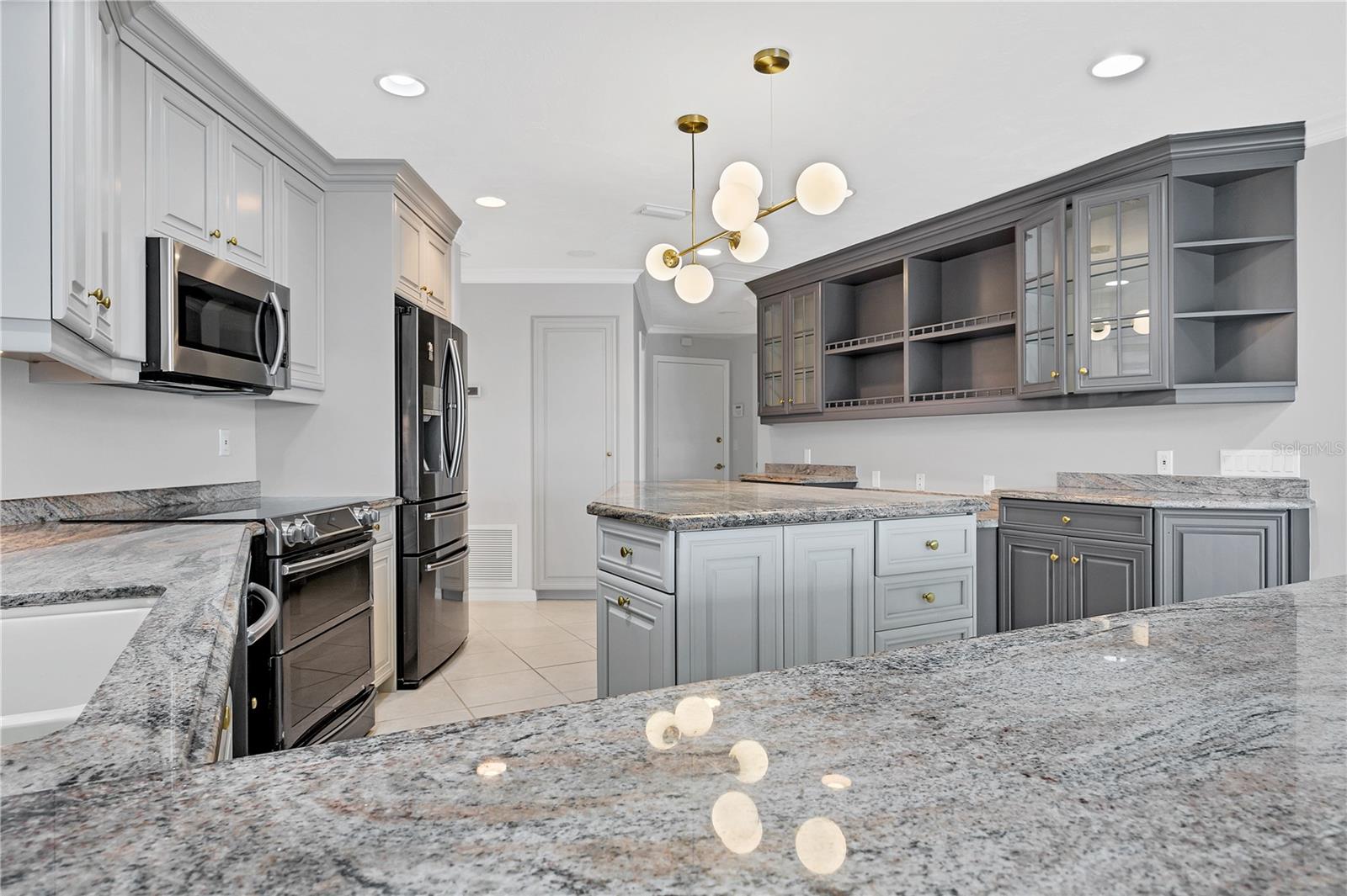 SOUTHBAY YACHT & RACQUET CLUB - Residential