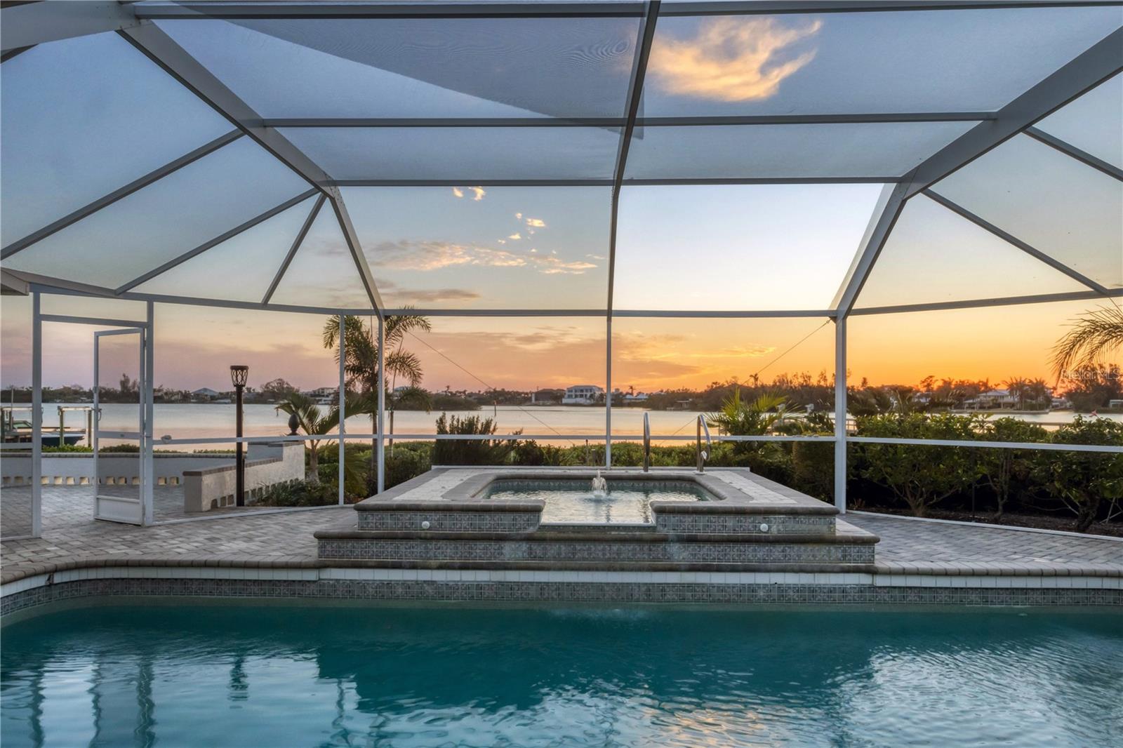 SOUTHBAY YACHT & RACQUET CLUB - Residential