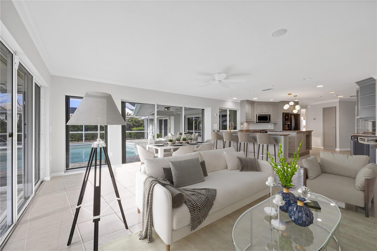 SOUTHBAY YACHT & RACQUET CLUB - Residential