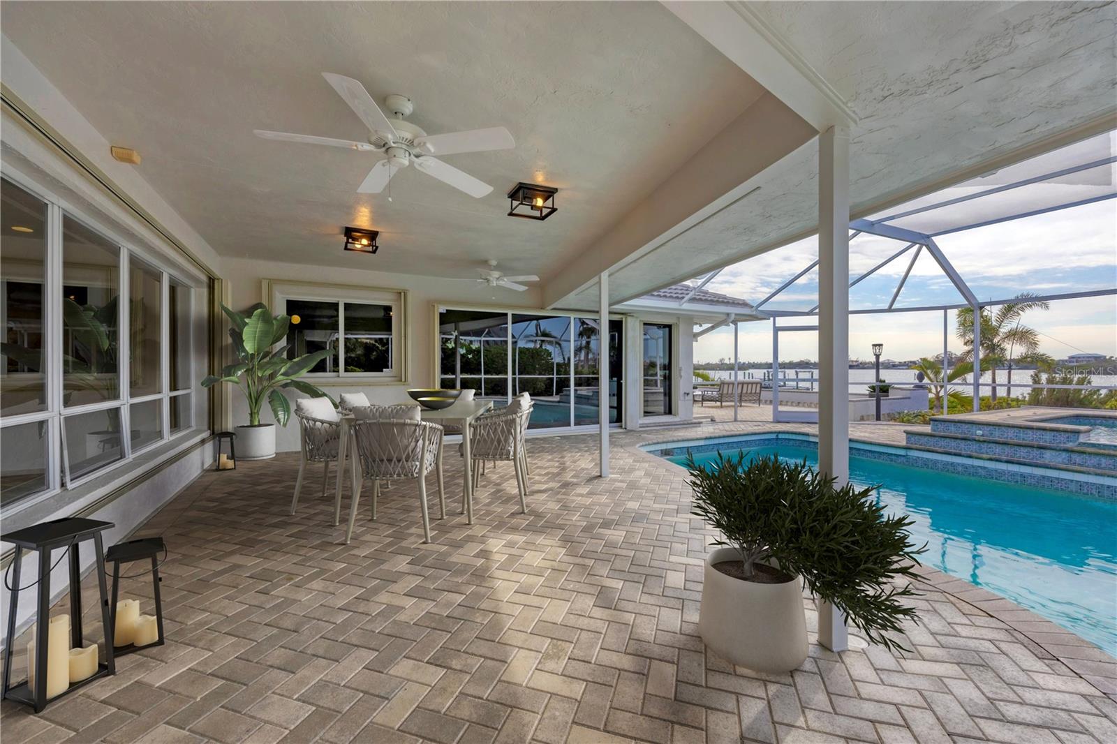 SOUTHBAY YACHT & RACQUET CLUB - Residential