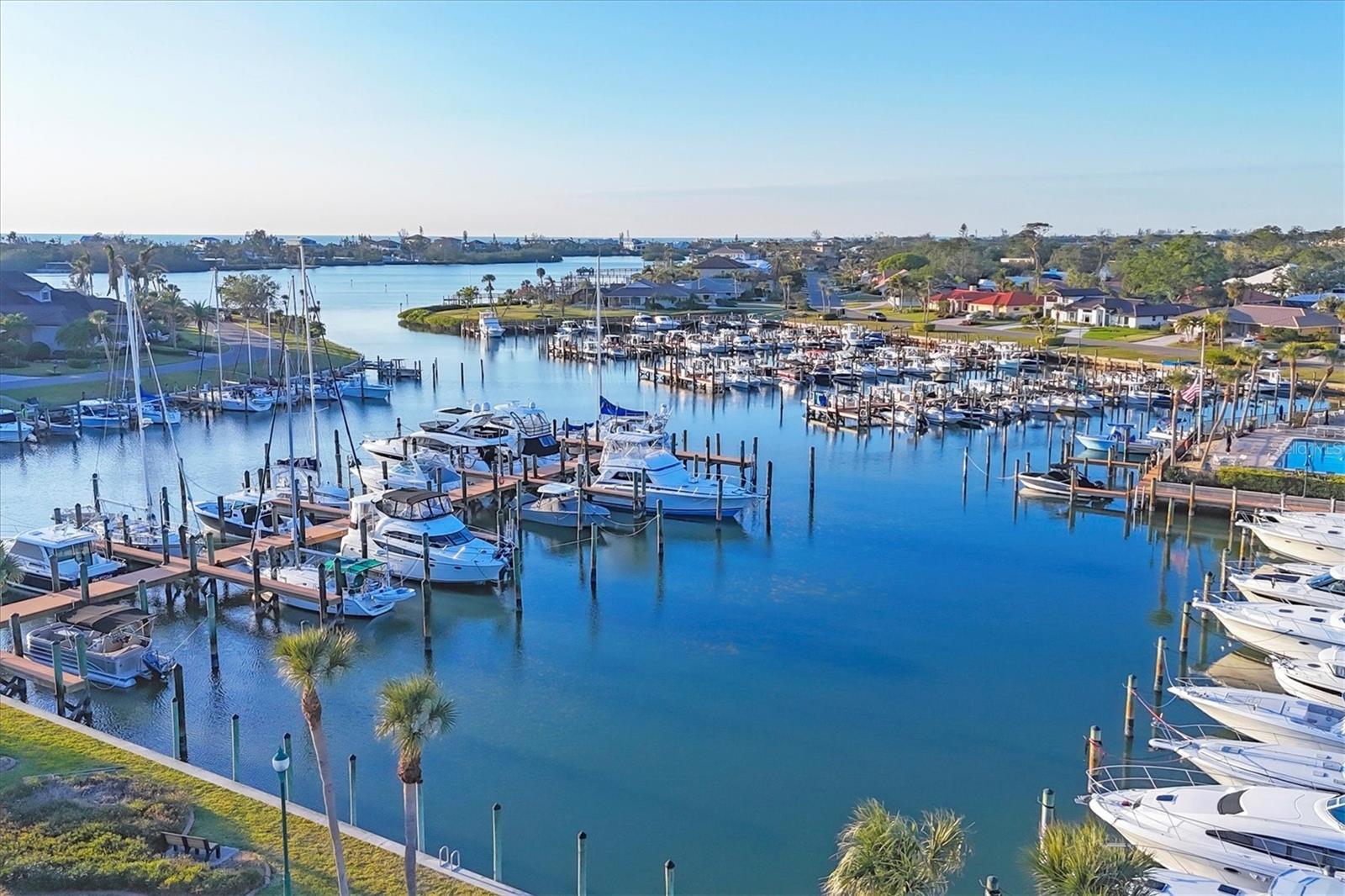 SOUTHBAY YACHT & RACQUET CLUB - Residential