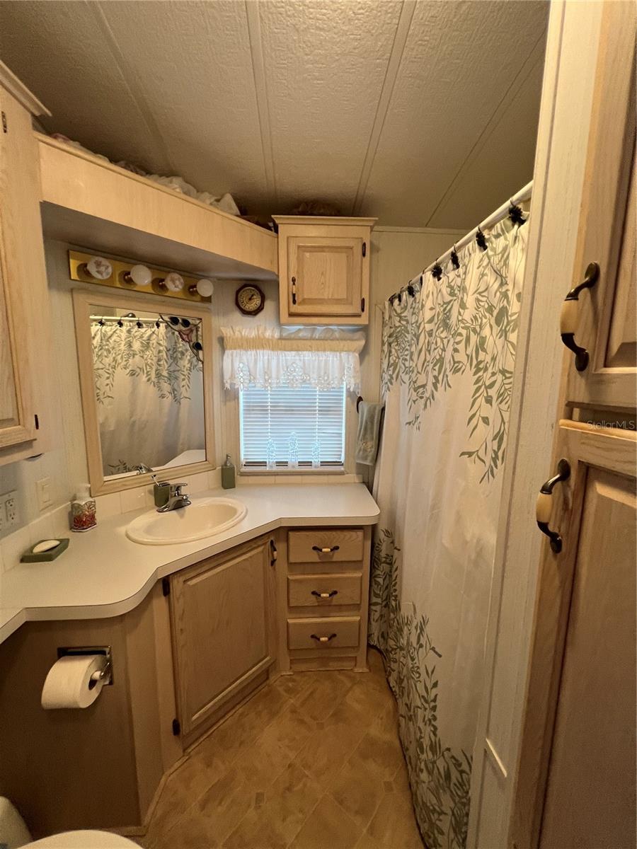 ANCIENT OAKS R V RESIDENCE IV - Residential