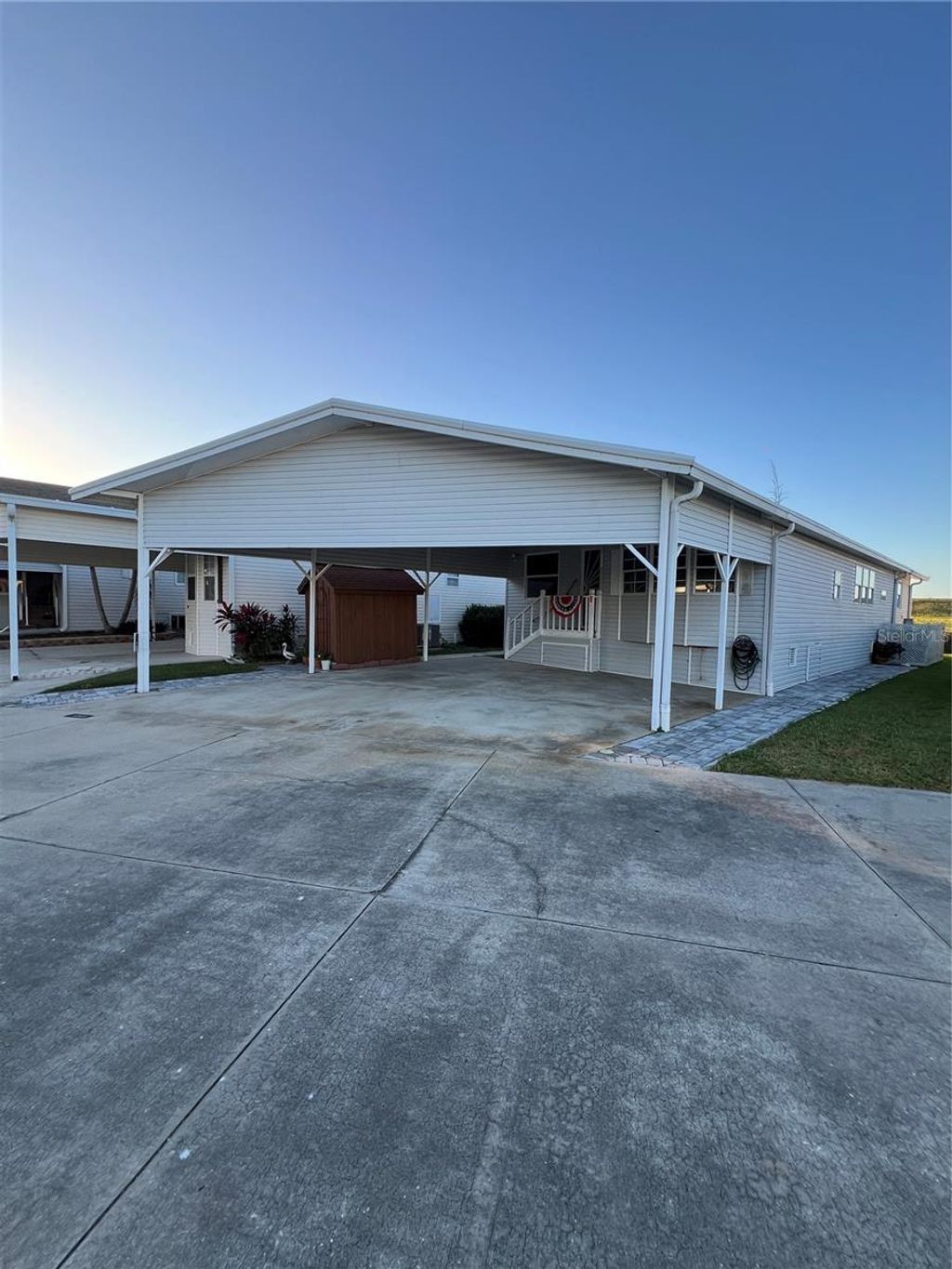 Photo of 5389 SE 64th Avenue, Okeechobee, FL 34974 (MLS # OK225589)