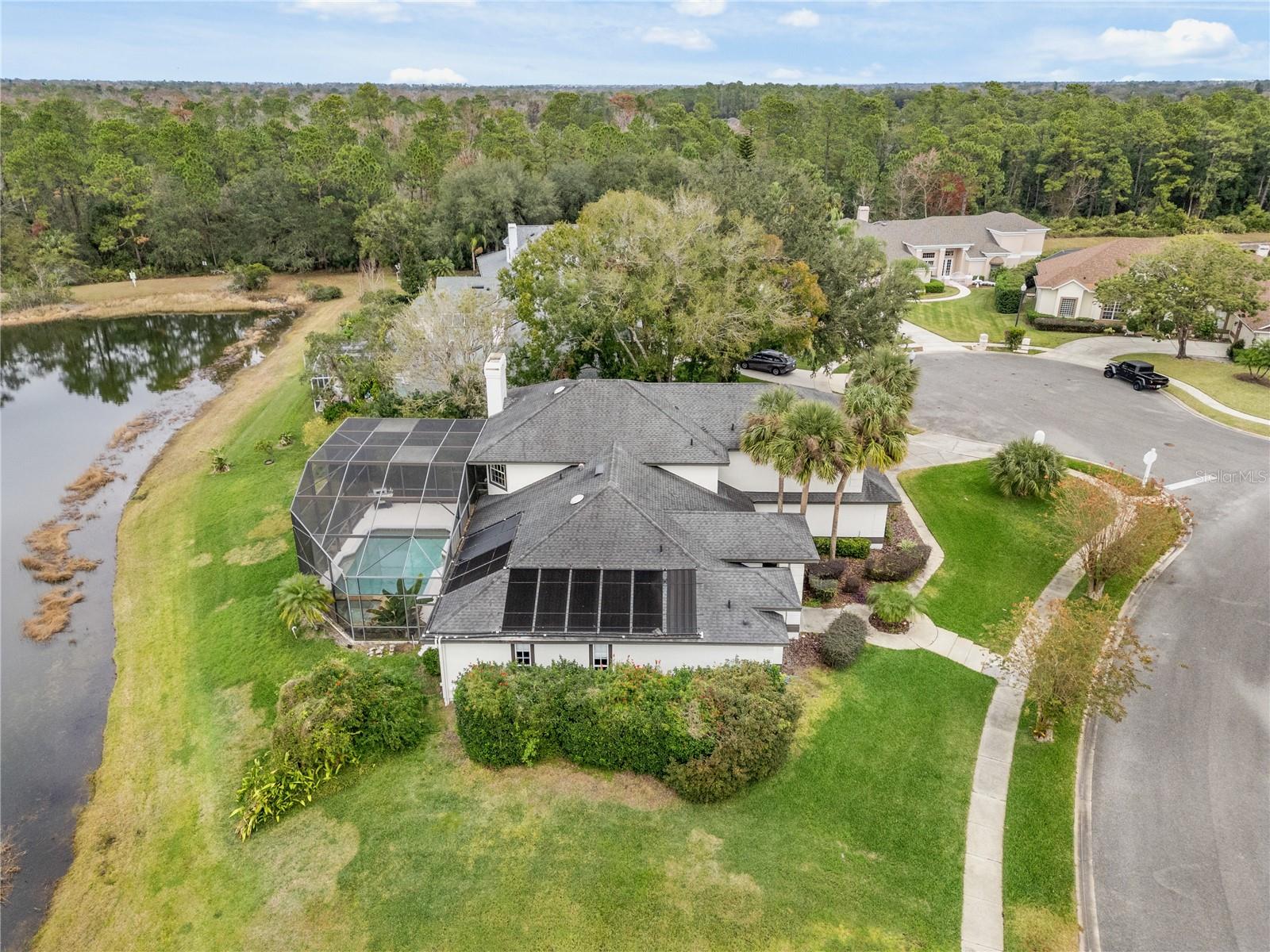 1746 CARILLON PARK DRIVE