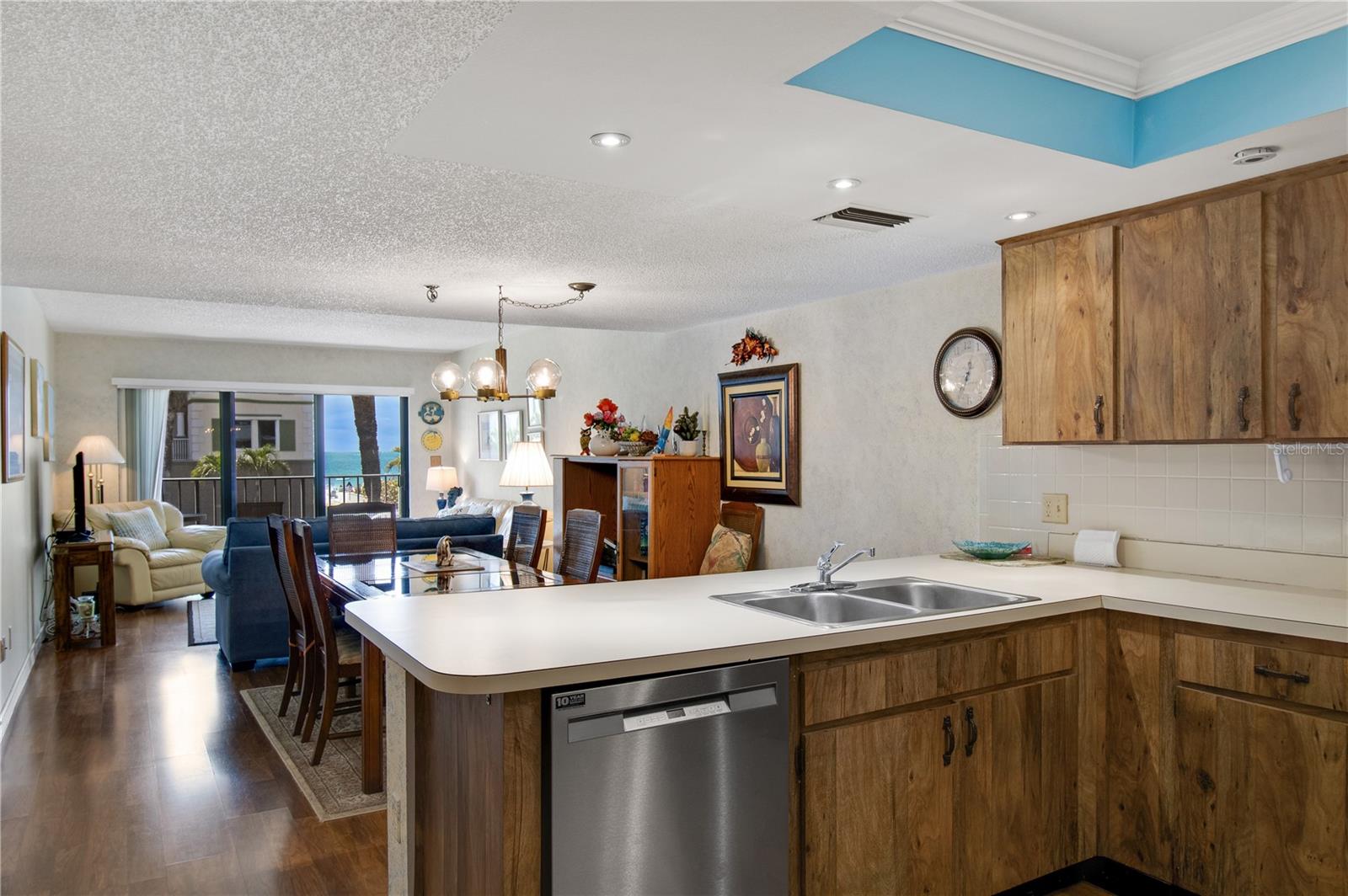 MADEIRA PLACE CONDO - Residential