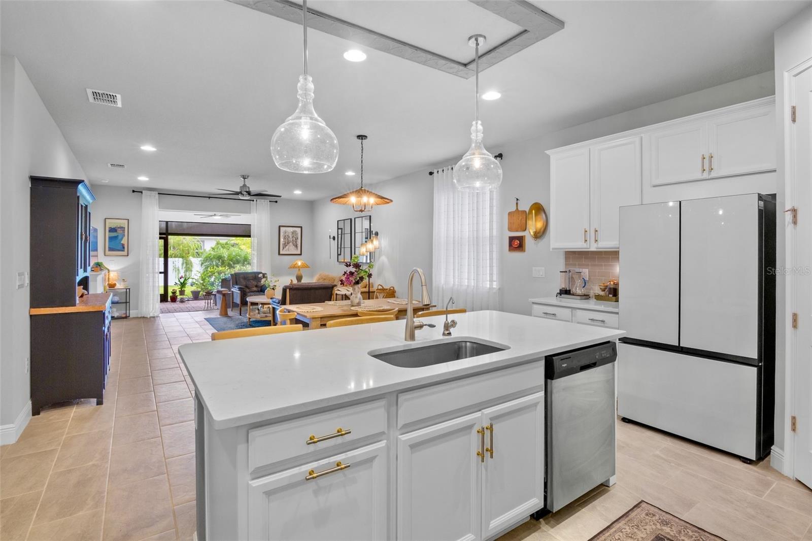 5754 LONG SHORE LOOP