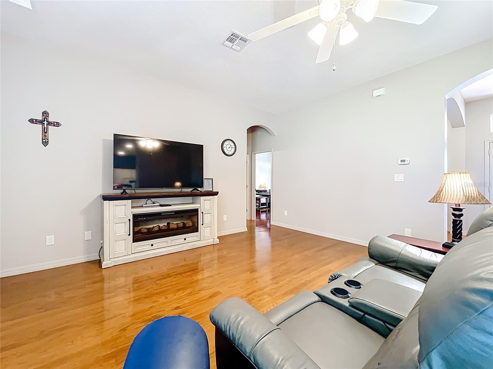 PLANTATION/LEESBURG ARBORDALE - Residential