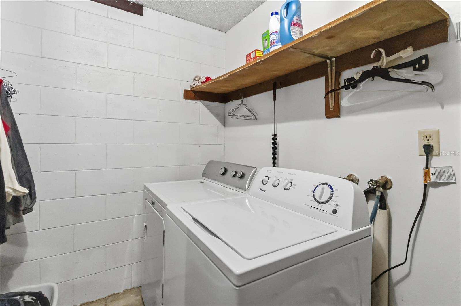 PINE LAKE ESTATES UNIT 3 - Residential