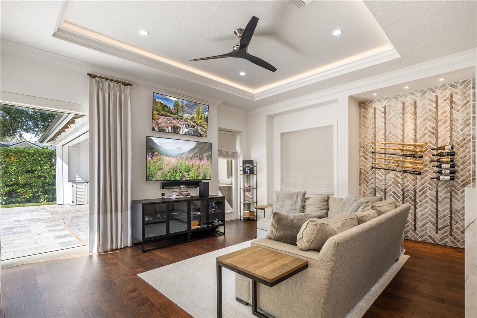 GREEN OAKS REP - Residential