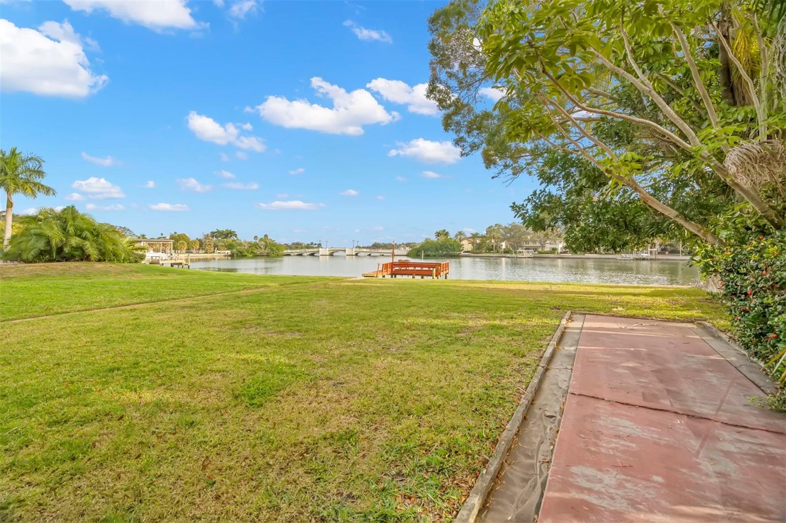 SNELL PARK ESTATES - Residential