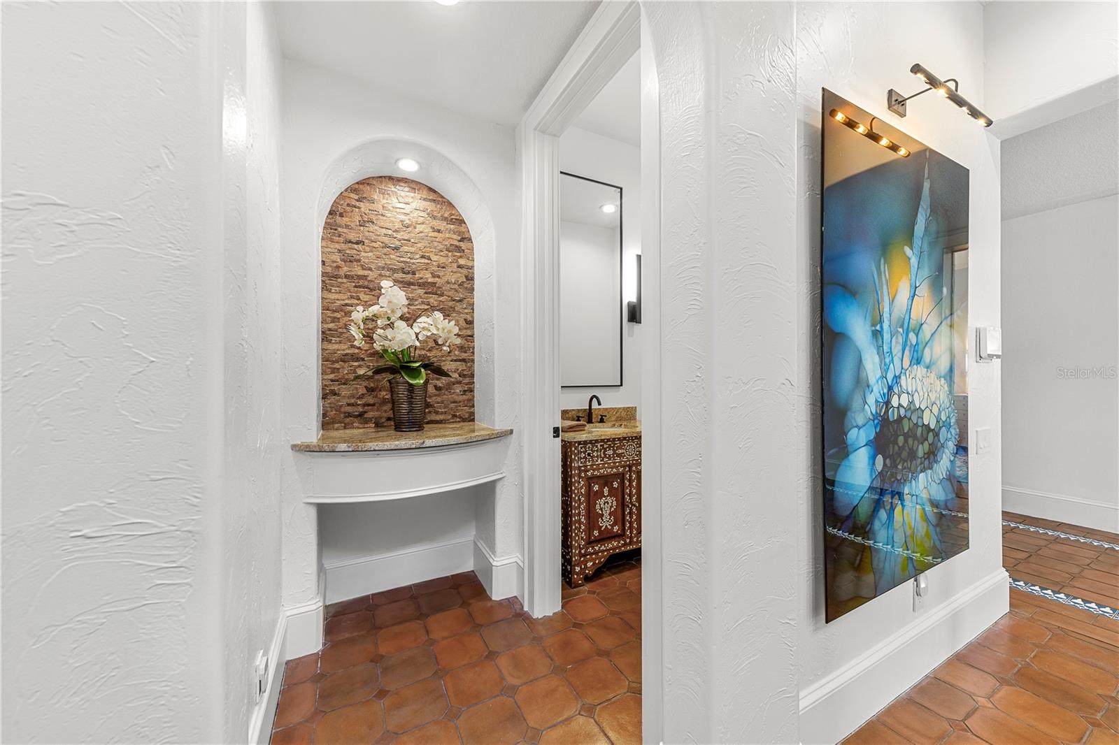 LEGENDS BAY - Residential