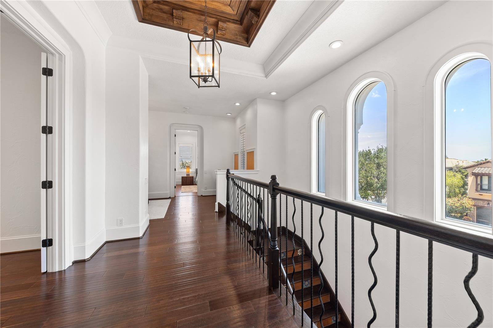 LEGENDS BAY - Residential