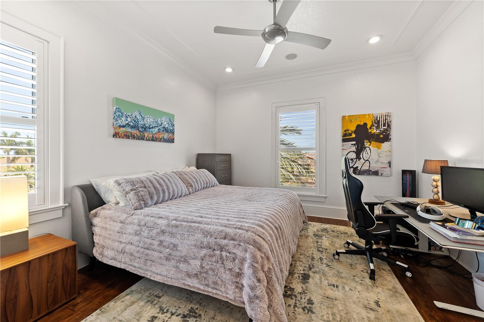 LEGENDS BAY - Residential