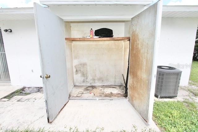 UNIVERSITY PLACE - Residential Lease