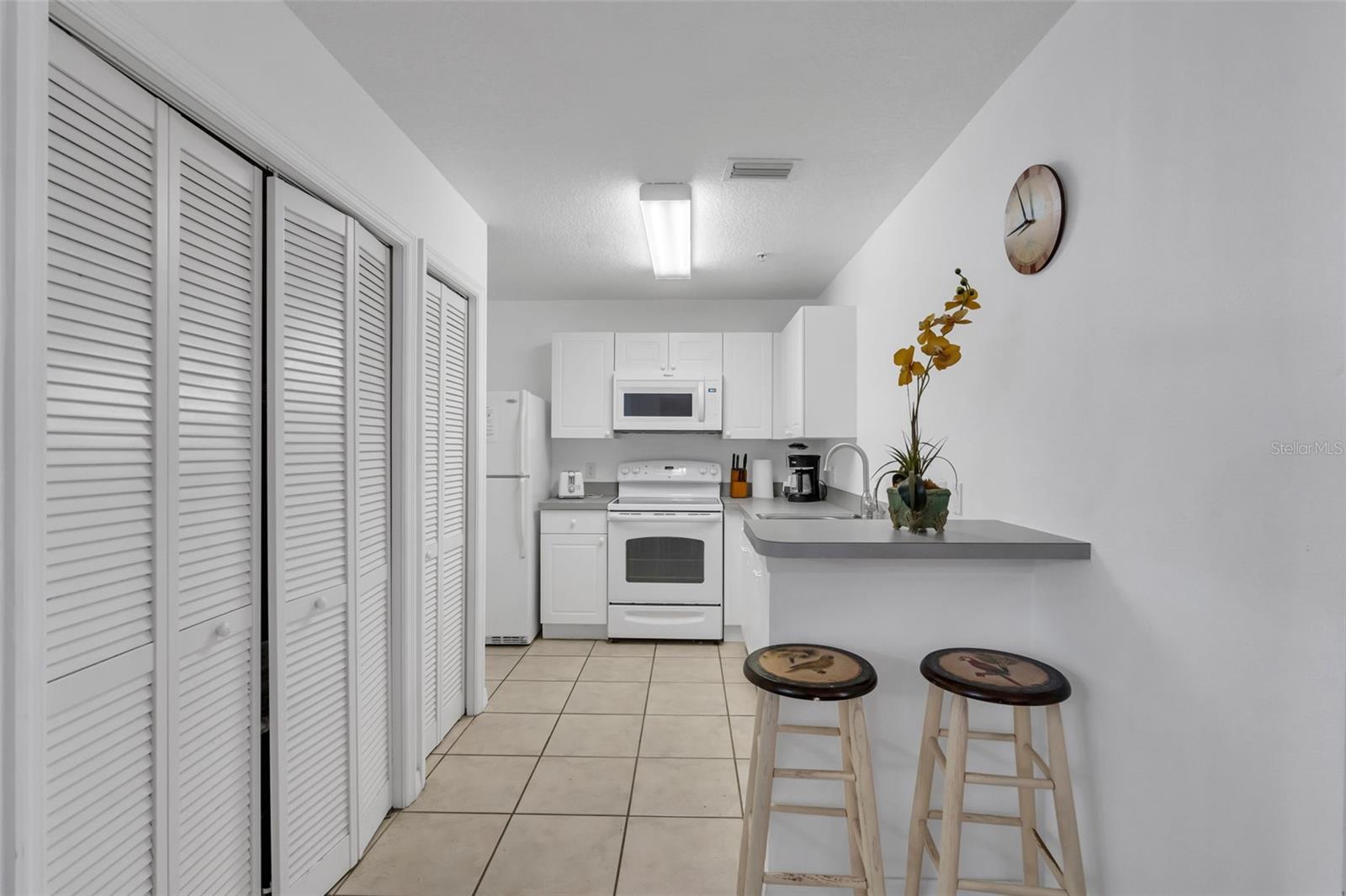 CLUB CORTILE CONDO PH 10 - Residential