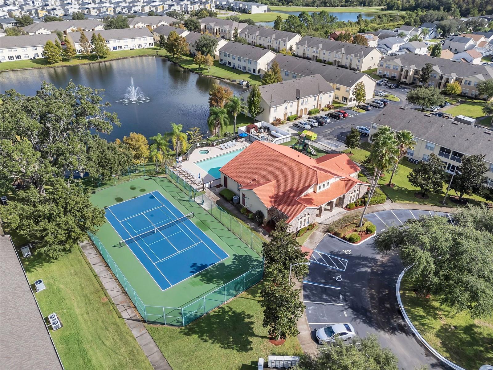 CLUB CORTILE CONDO PH 10 - Residential