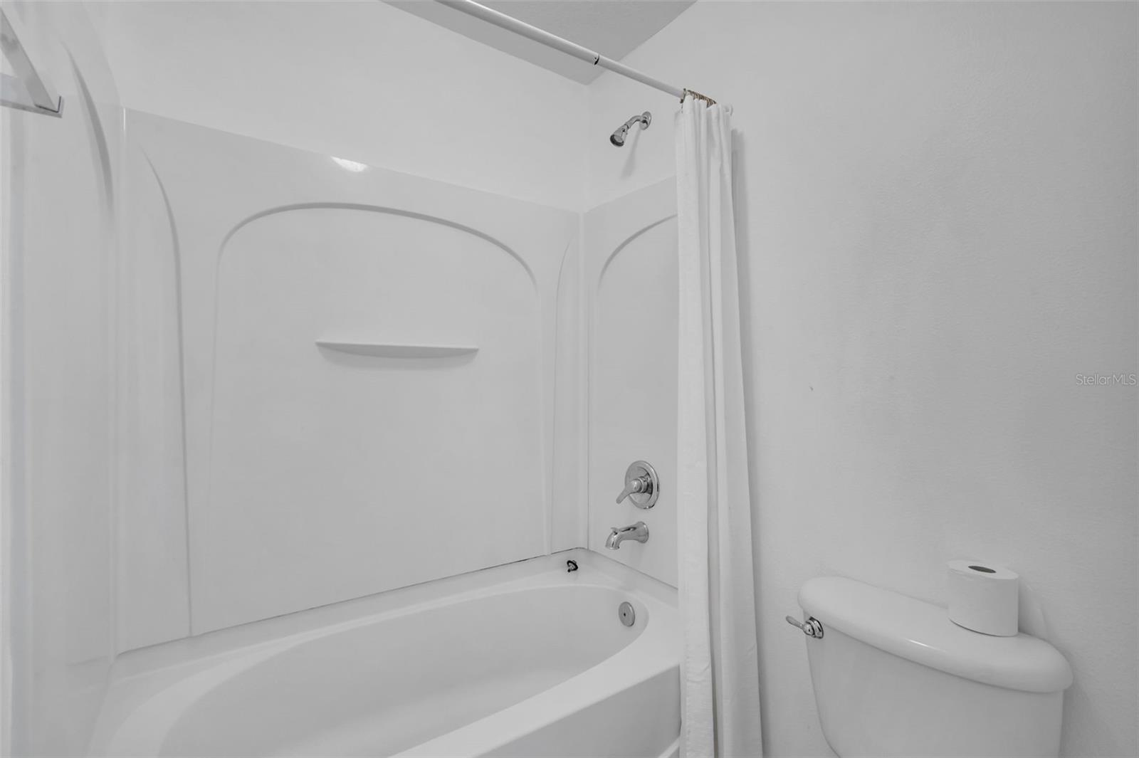 CLUB CORTILE CONDO PH 10 - Residential