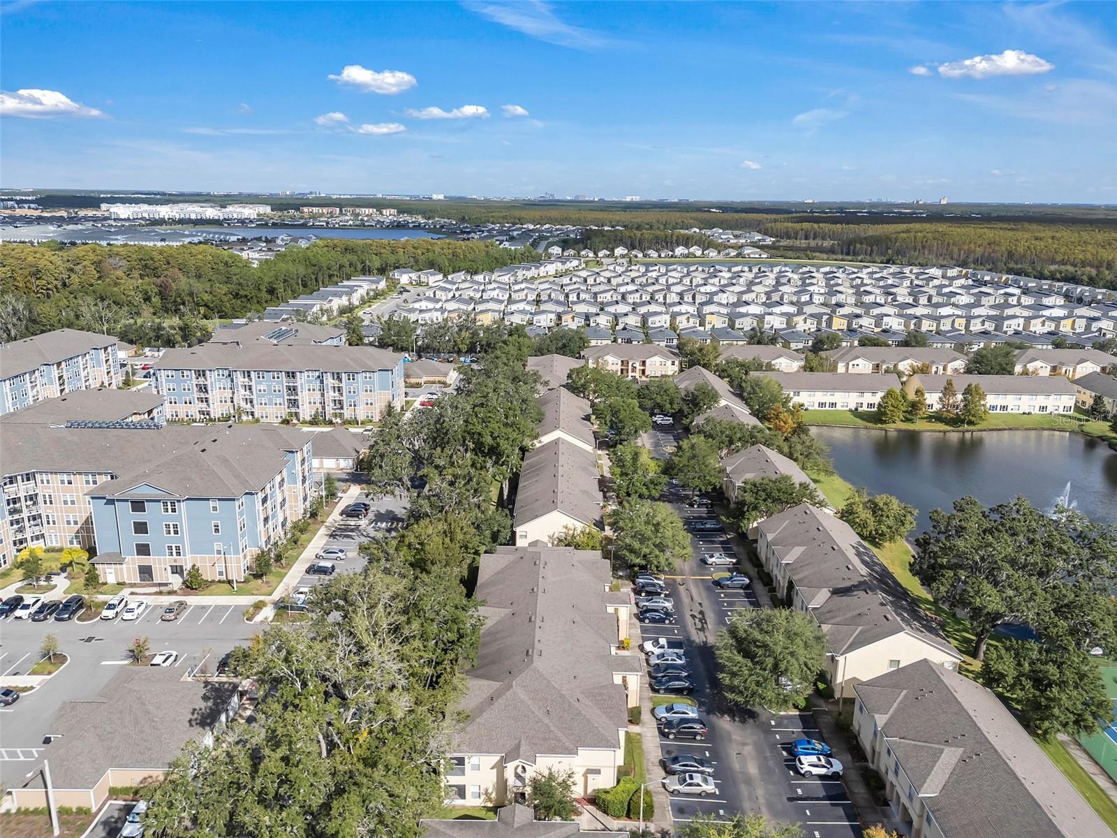 CLUB CORTILE CONDO PH 10 - Residential