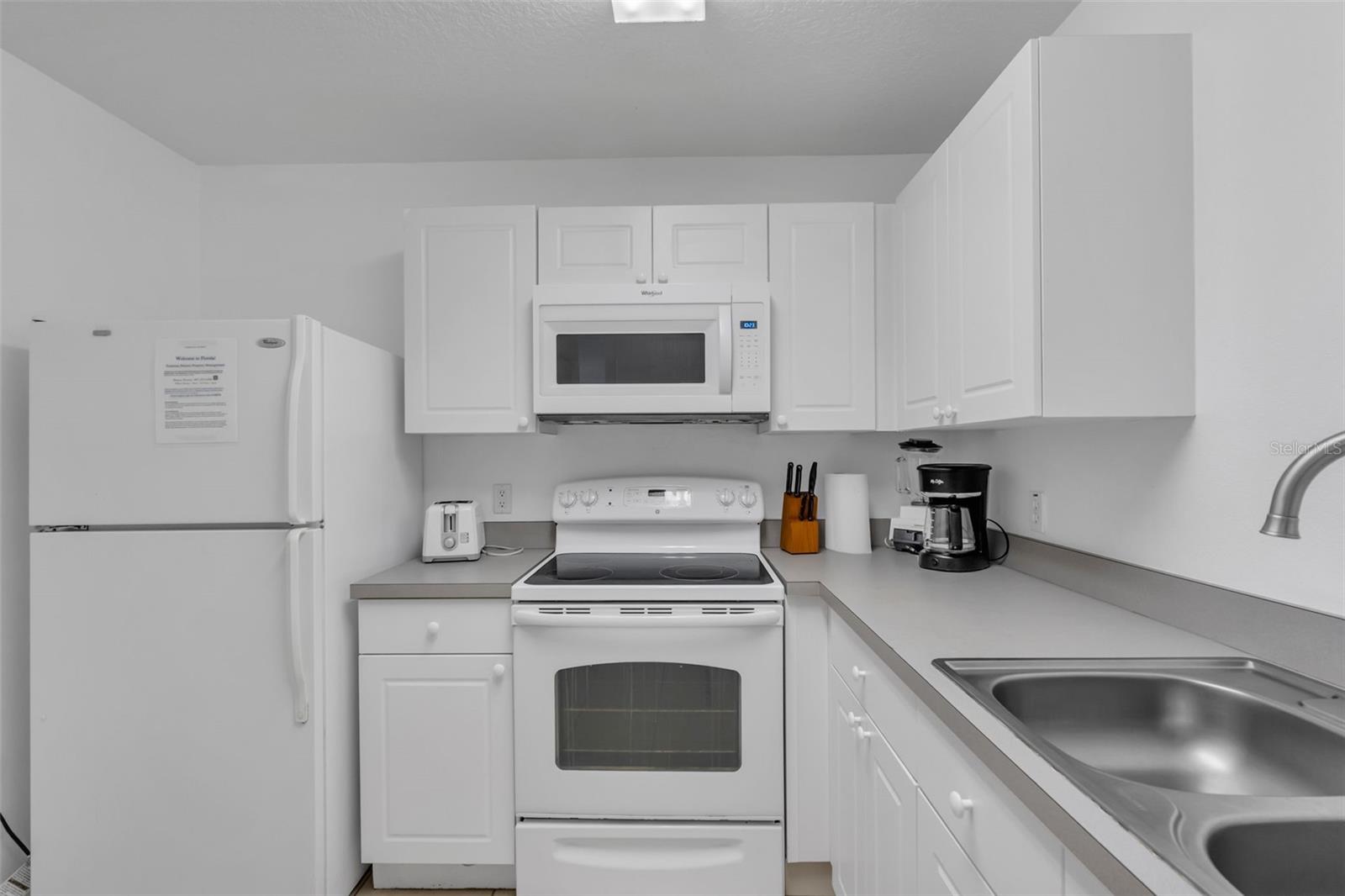 CLUB CORTILE CONDO PH 10 - Residential