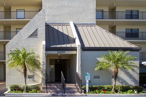 3200 COVE CAY DRIVE 4C CLEARWATER FL 33760