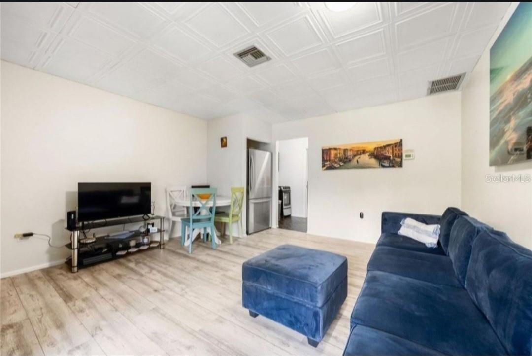 3523 LONGMEADOW 12, SARASOTA, FL, 34235 3 3523 LONGMEADOW 12