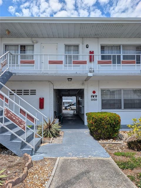 Photo of 5850 18th Street N #7, St Petersburg, FL 33714 (MLS # TB8507940)