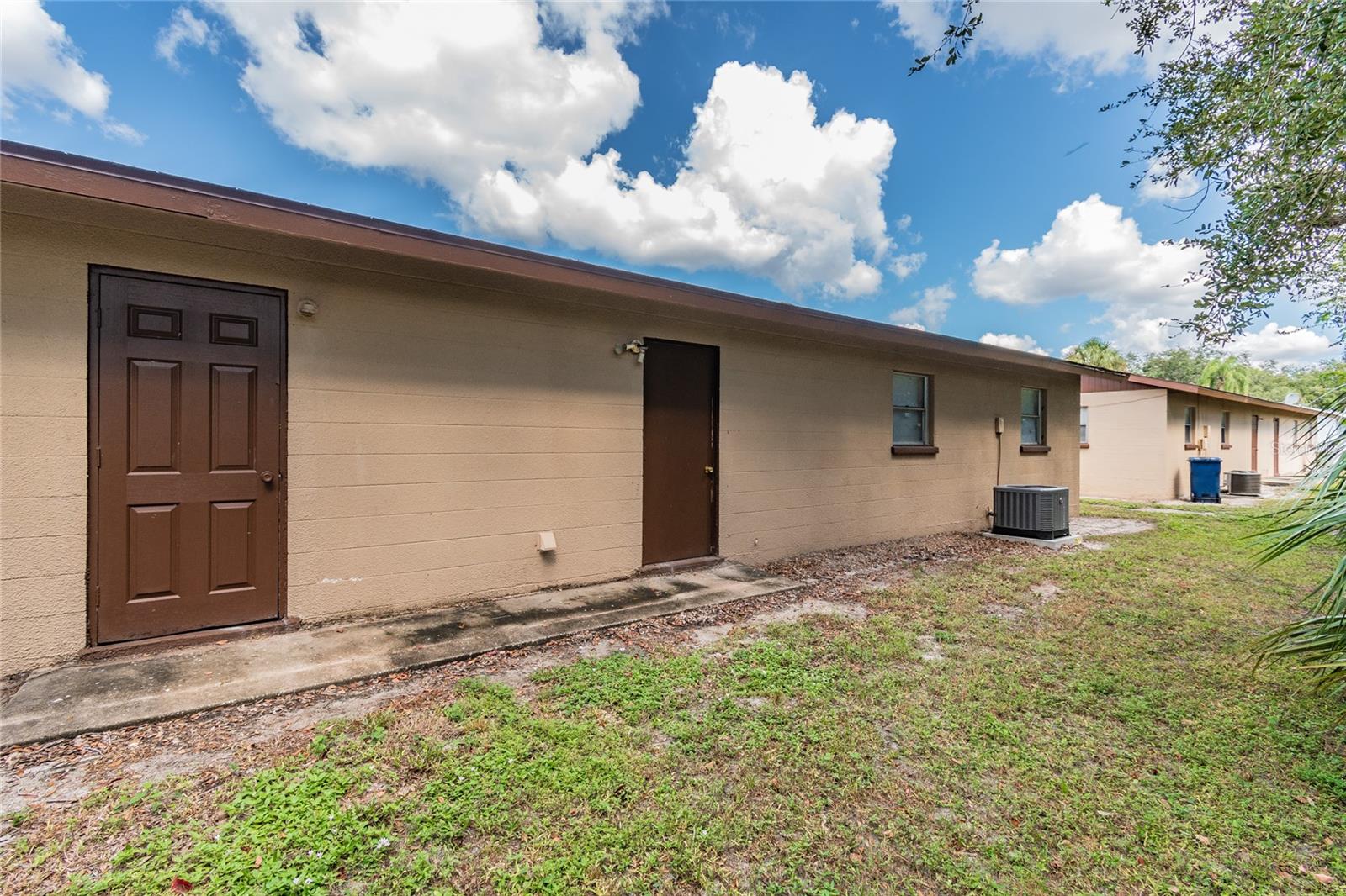 SUNNY LAKES ESTATES - Residential Income