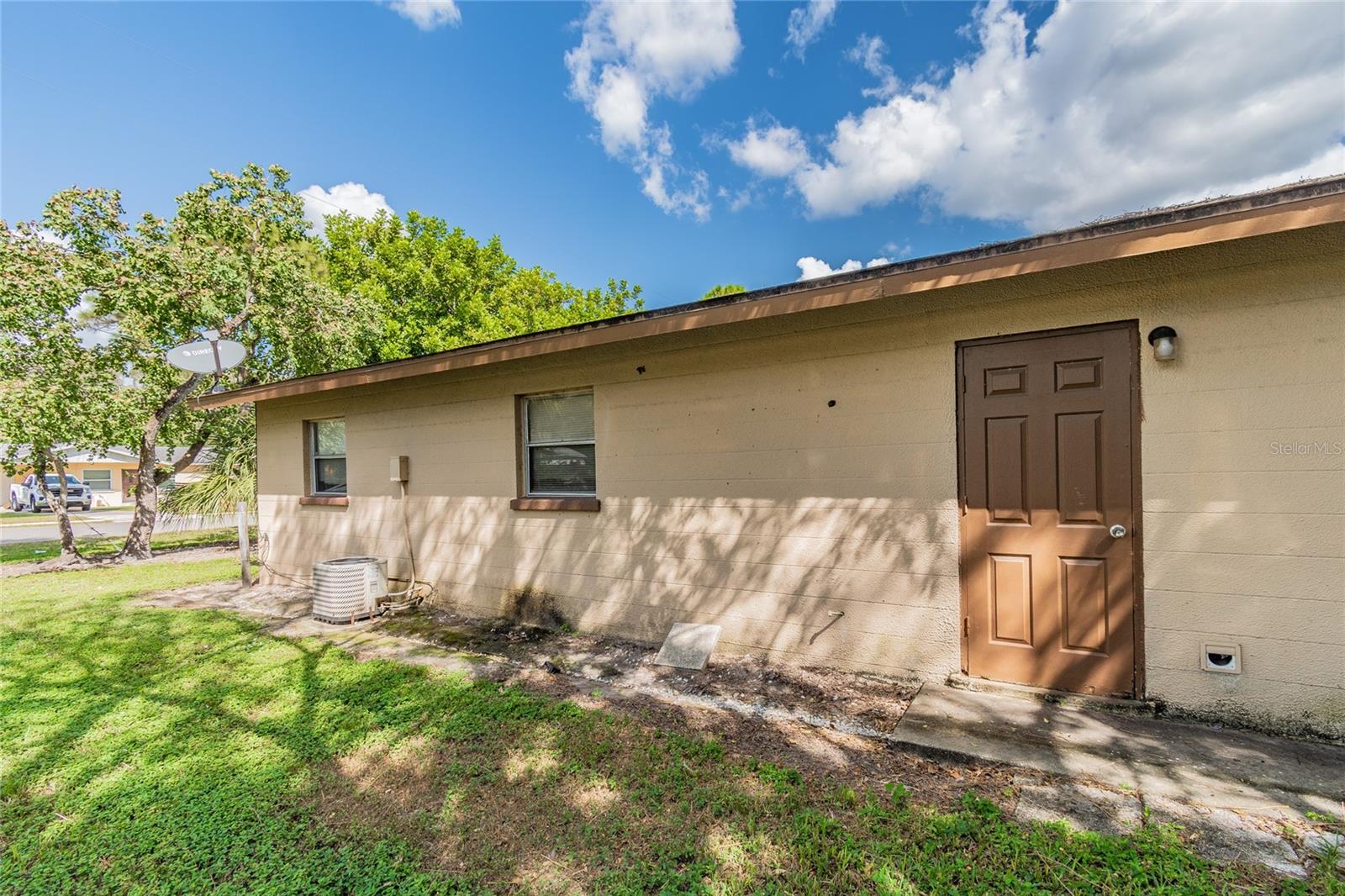 SUNNY LAKES ESTATES - Residential Income