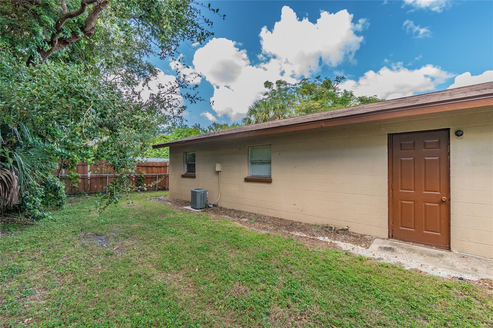 SUNNY LAKES ESTATES - Residential Income