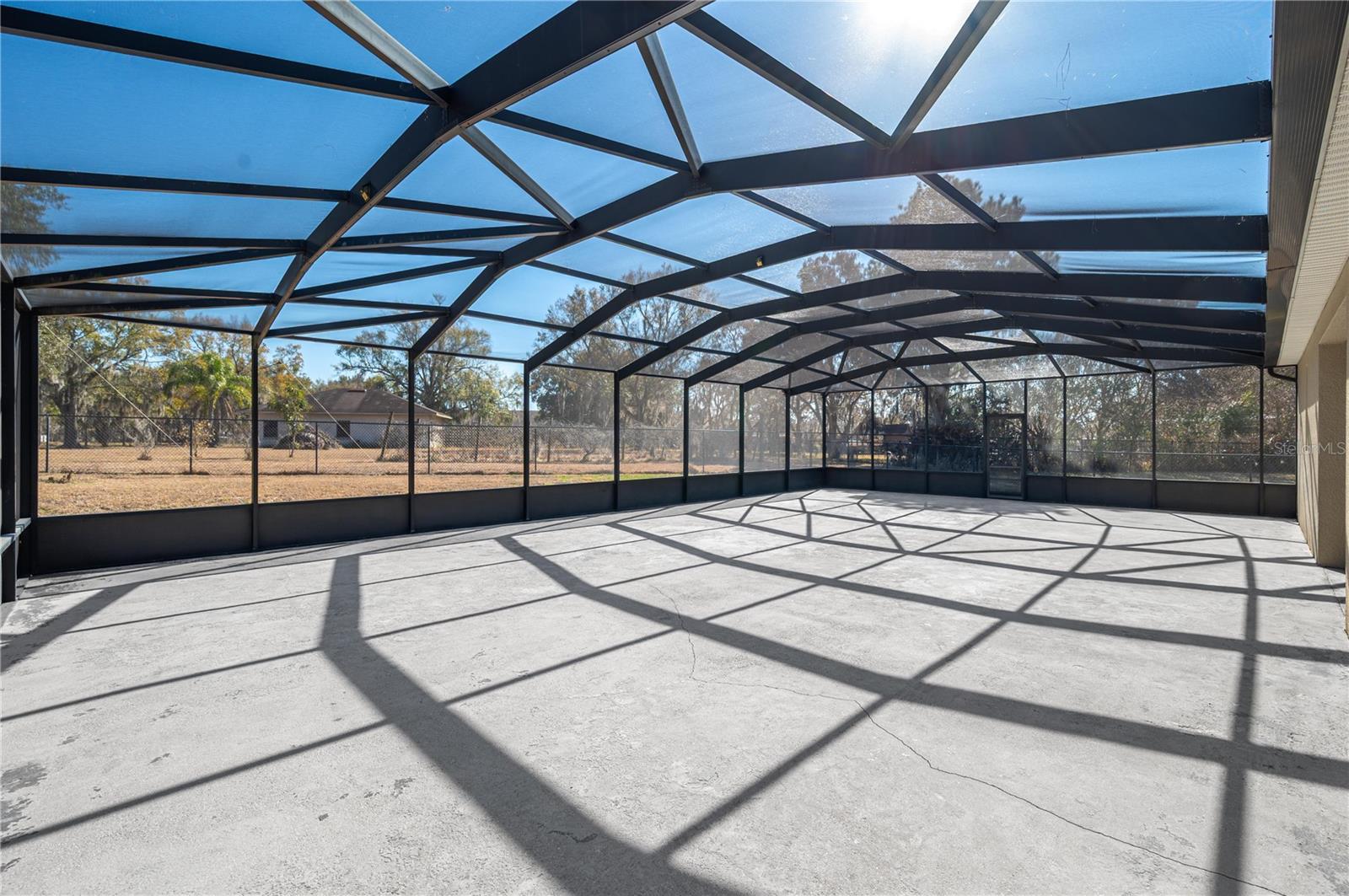 HIDDEN CREEK - Residential