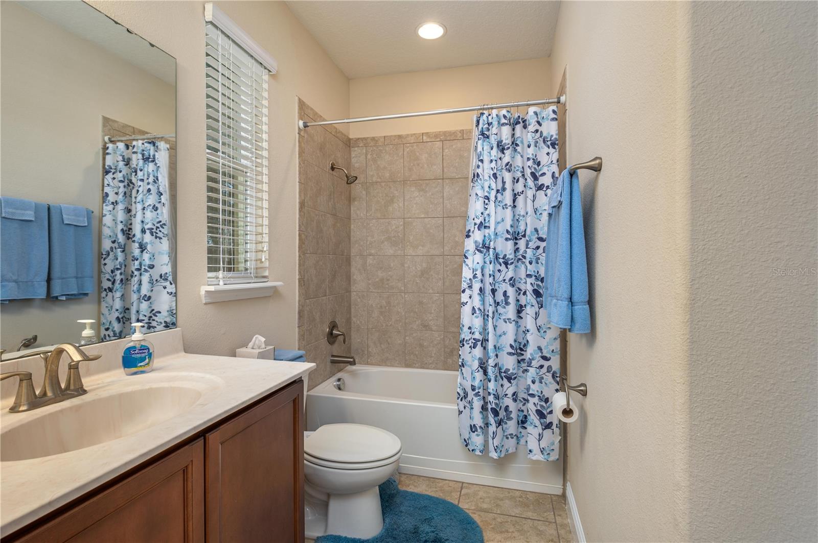 HIDDEN CREEK - Residential