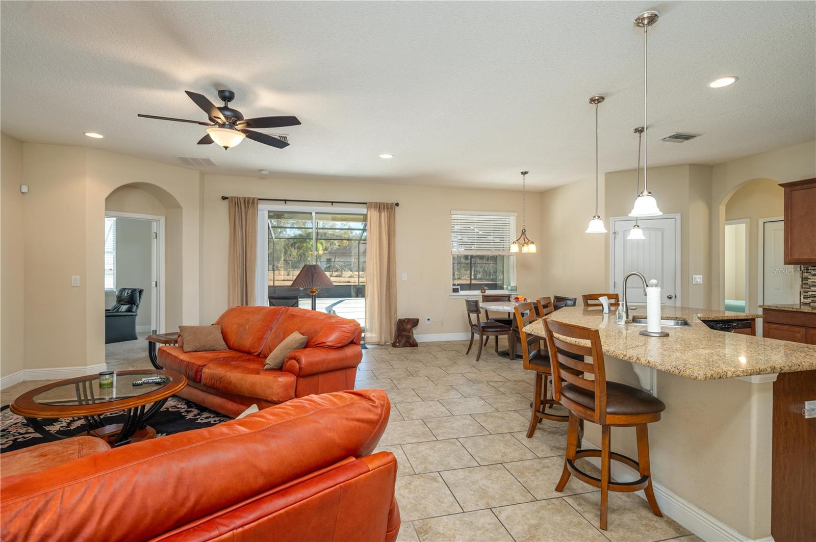 HIDDEN CREEK - Residential