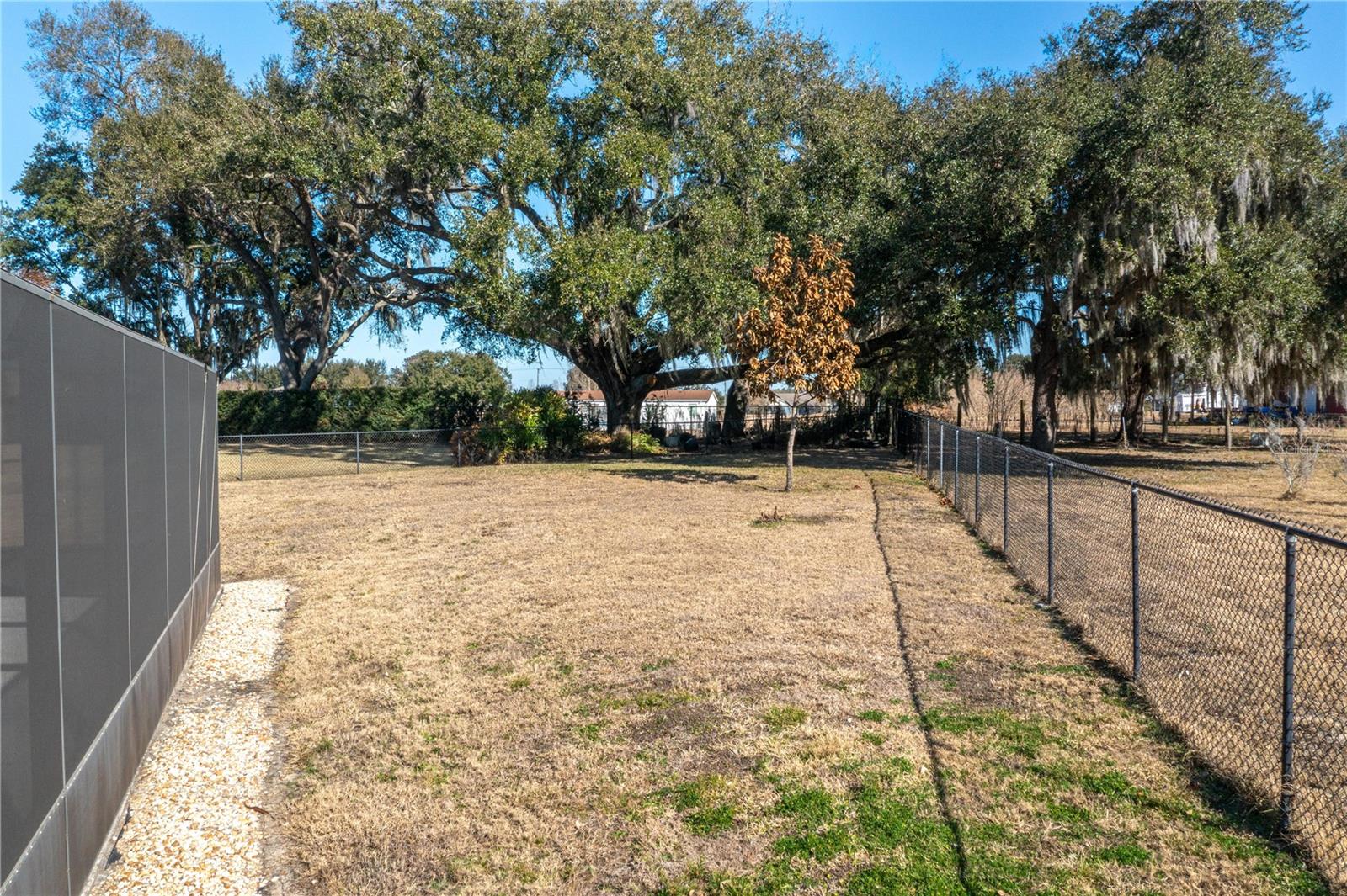 HIDDEN CREEK - Residential